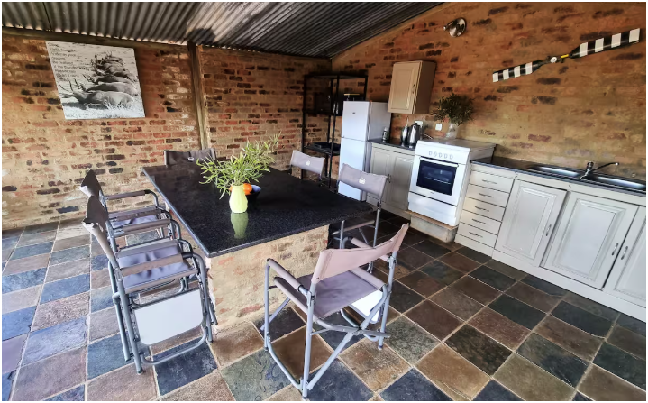 5 Bedroom Property for Sale in Swartruggens North West